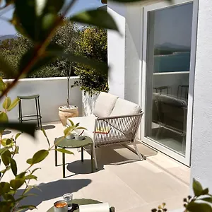 https://vireo-rooms.in-sardinia.net