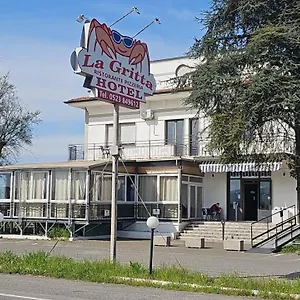 https://la-gritta.emilia-romagnahotels.net